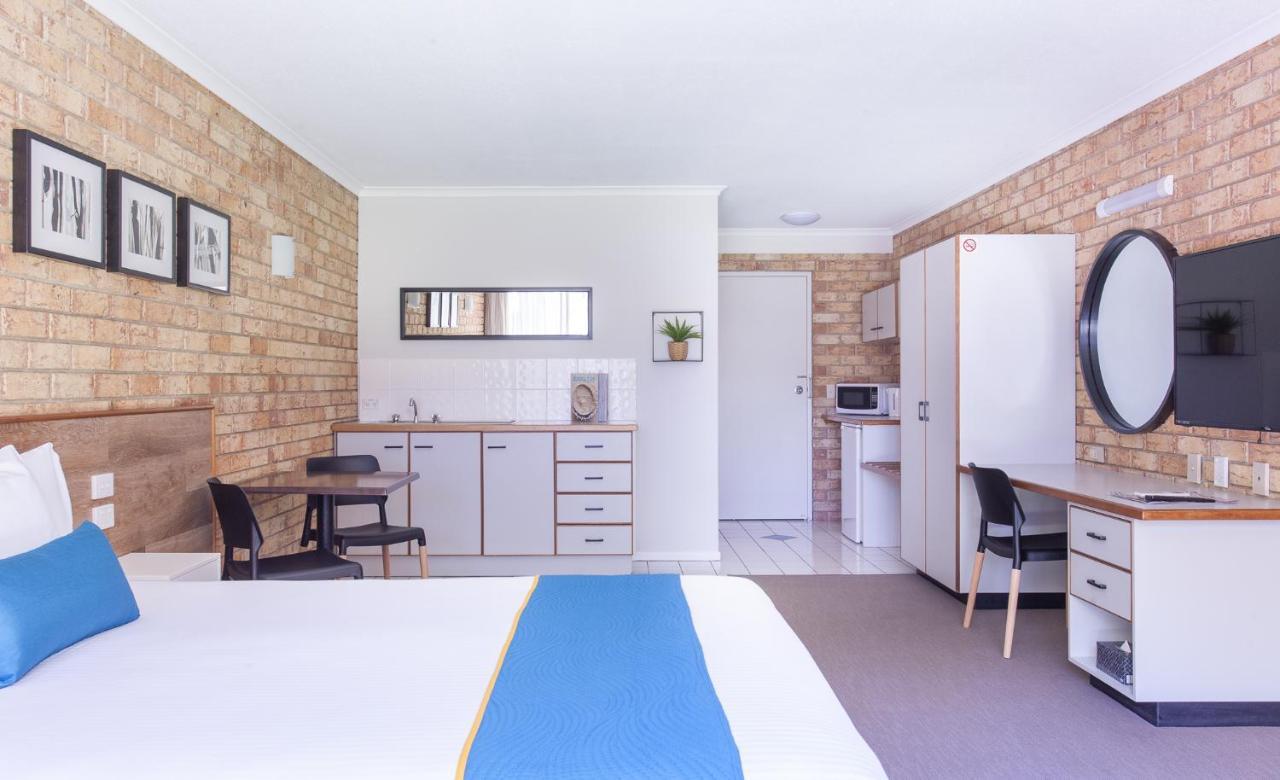 Sunshine Coast Motor Lodge Woombye Екстер'єр фото