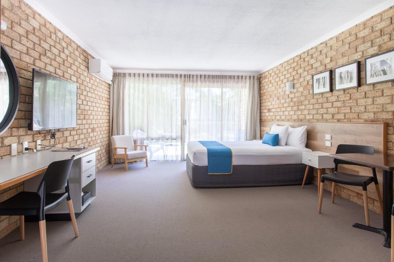 Sunshine Coast Motor Lodge Woombye Екстер'єр фото