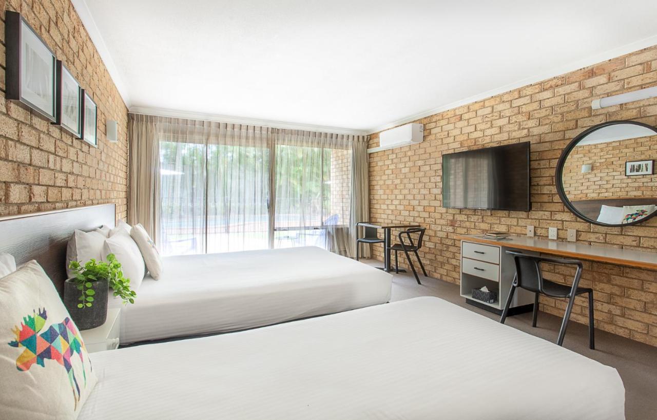 Sunshine Coast Motor Lodge Woombye Екстер'єр фото