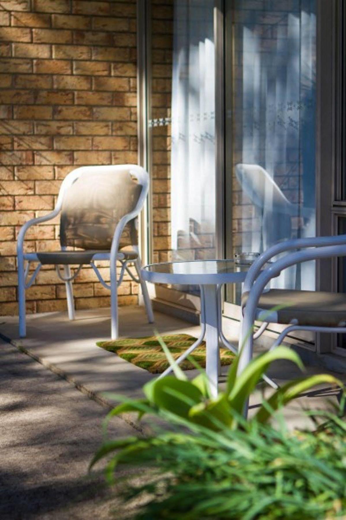 Sunshine Coast Motor Lodge Woombye Екстер'єр фото